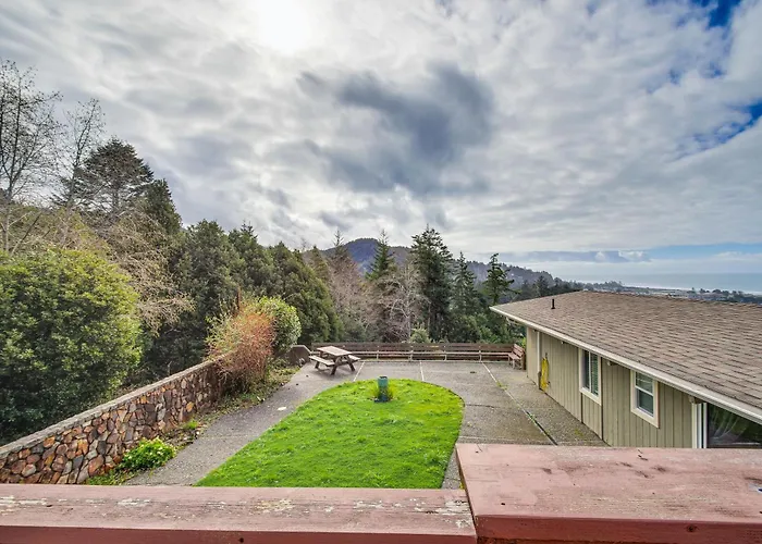 Ocean-View Oregon Coast Vacation Rental W/ Deck