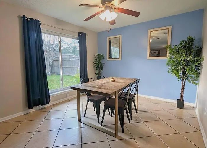 Quiet, Spacious, Pet-Friendly