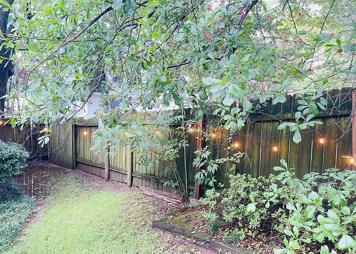 Centrally Located House In High-End Neighborhood