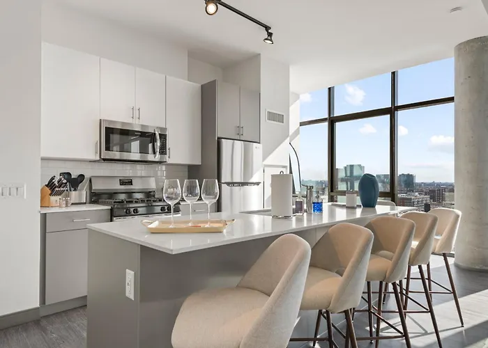 Fulbrix Bright Designer Apartments With West Loop Views
