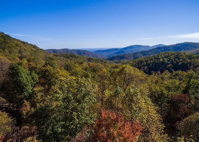 Dancing Bears Cabin Breathtaking Sunrise Mountain Views!
