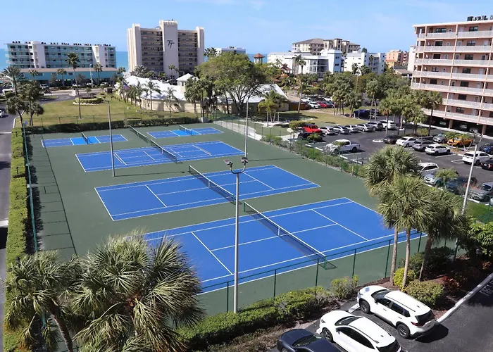 508 Bayshores Yacht Tennis Club