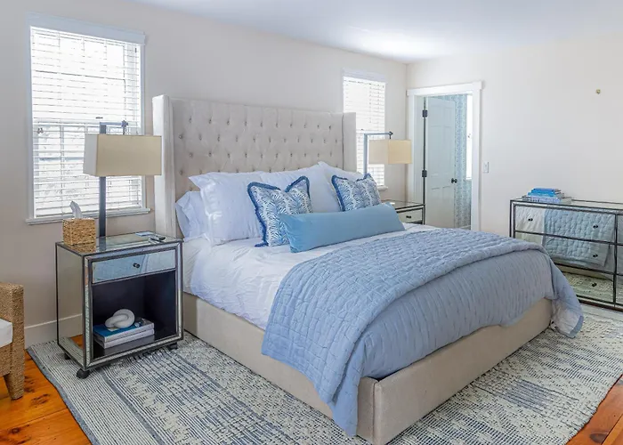 Close To Dtwn Nantucket! Group Getaway W/ Patio