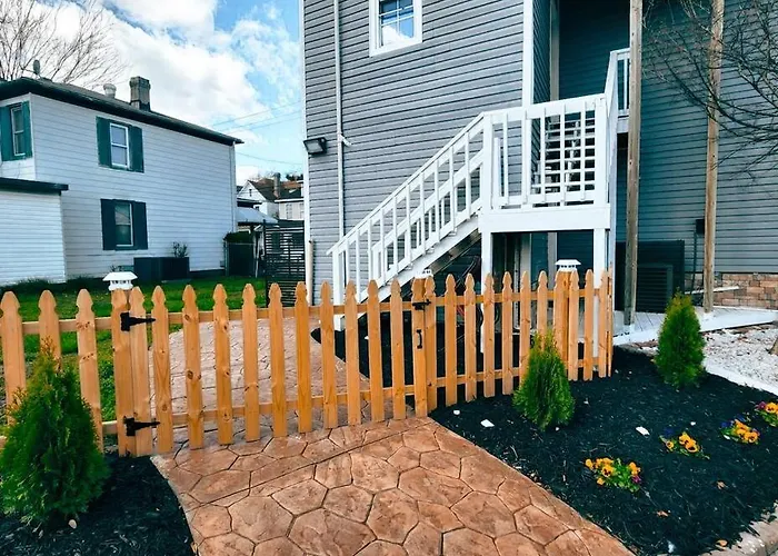 Beautiful Queen Luxury Suite Near Downtown Norfolk