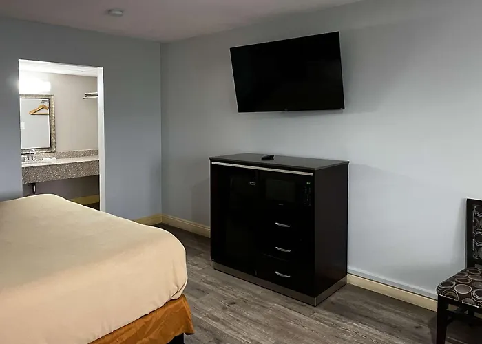 Studio 6 Artesia Ca