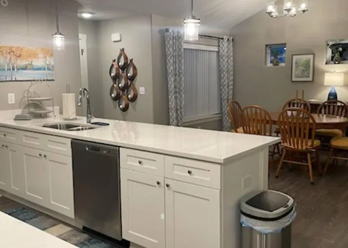 Brand New 3 Bedroom Condo In Bettendorf