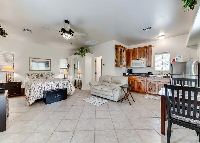 4 Mi To San Tan Mtn Trails: Arizona Studio!
