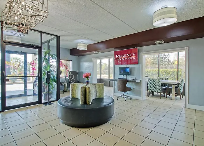 Regency Inn & Suites