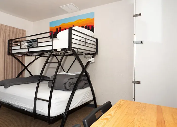 Rad Hostel