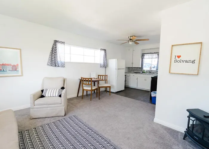 Solvang Bungalow A