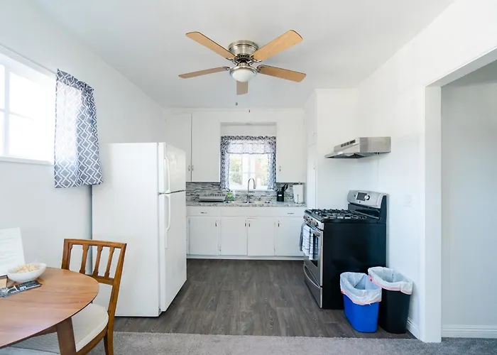 Solvang Bungalow A