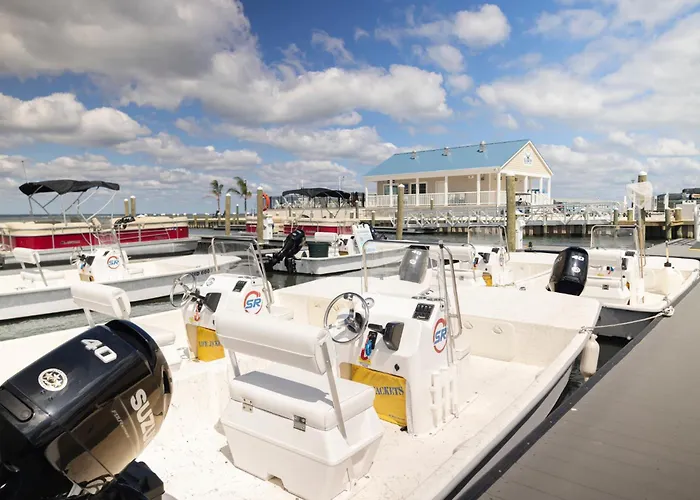Blufin Bungalows & Marina