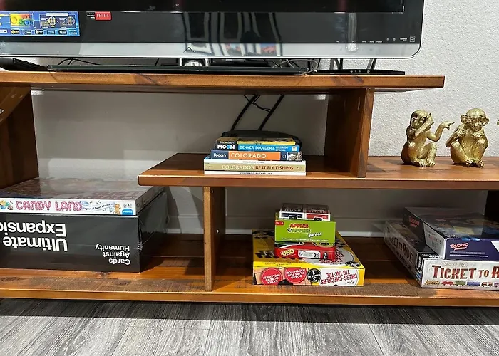 Family Friendly 2Bd1Ba, Close To 70 Exit