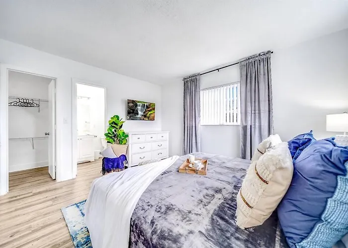 Water Front Condo - First Floor - Palm Wave Says