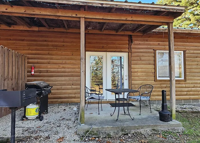 Near Beaver Lake, King Bedjetted Tubfire Pit #5