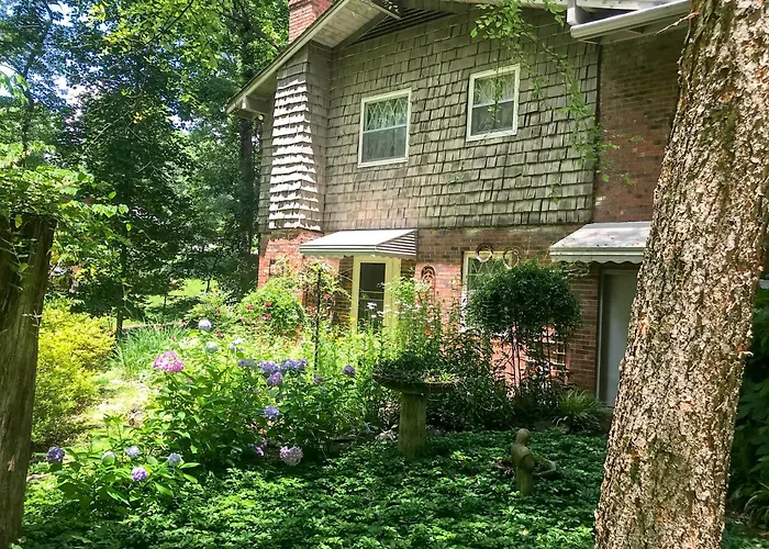 Mary'S Place - Studio Surrounded By Nature But Close To High Point