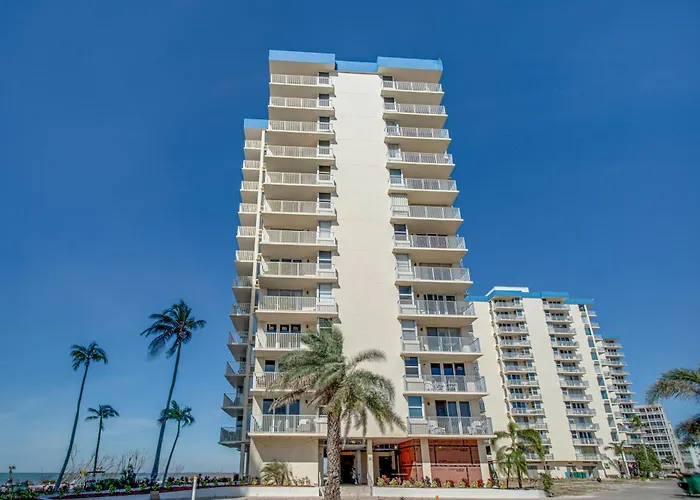 Fort Myers Beach Studio W/ Balcony & Views!