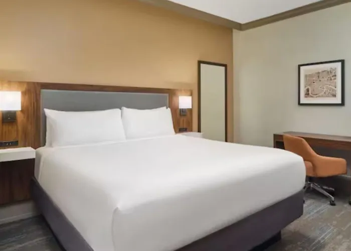 Hampton Inn & Suites New Orleans Canal St. French Quarter