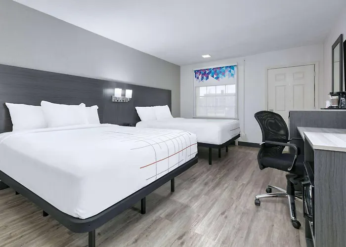 La Quinta Inn By Wyndham Dallas Uptown