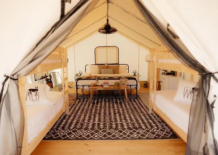 Xlg Porch Deluxe Glamping Tents @ Lake Guntersville State Park