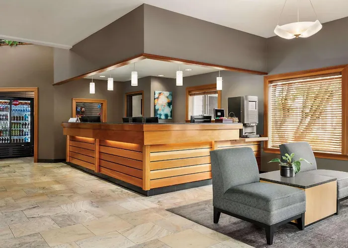 Radisson Hotel Portland Airport