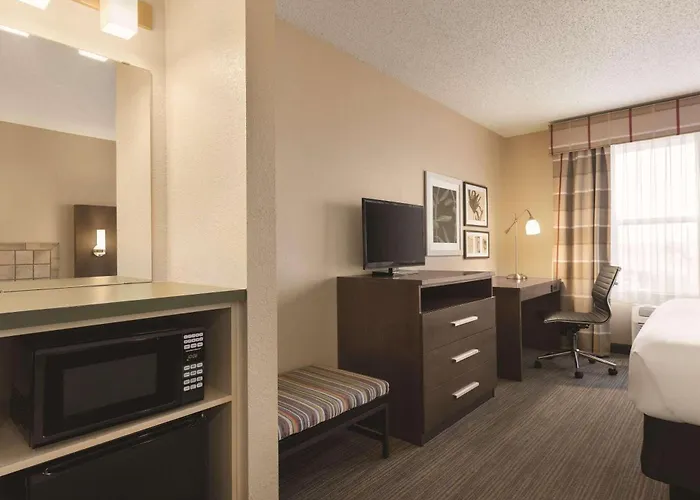 Country Inn & Suites By Radisson, Forest Lake, Mn