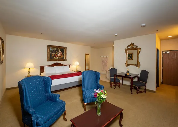 Silverland Inn