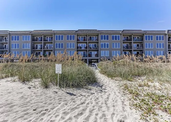 Oceanfront Retreat With A Remarkable View. New!