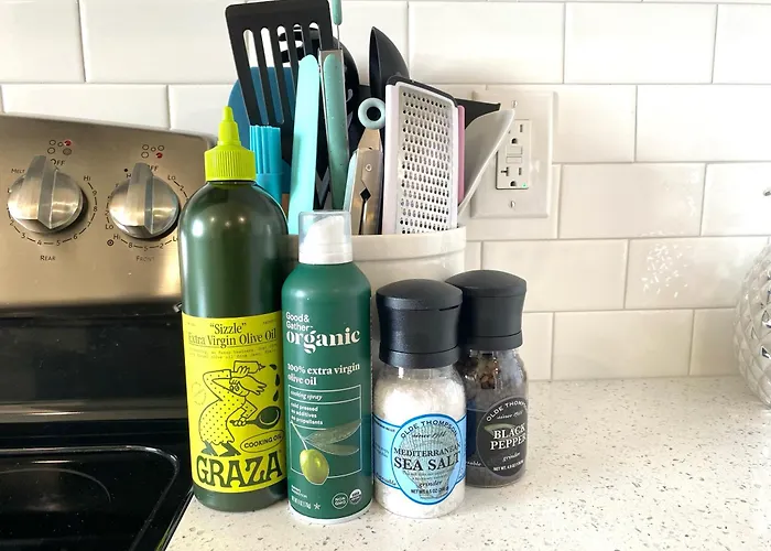 Minutes To Sanibel With Heated Pool, Tennis And Beach Gear