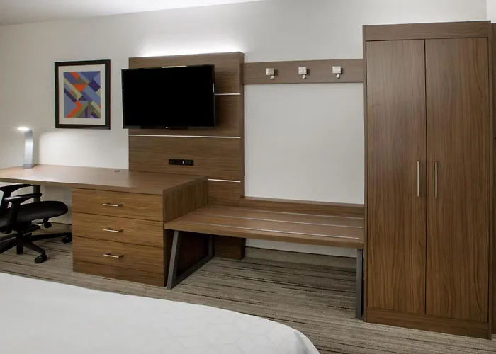 Holiday Inn Express - New Rochelle By Ihg