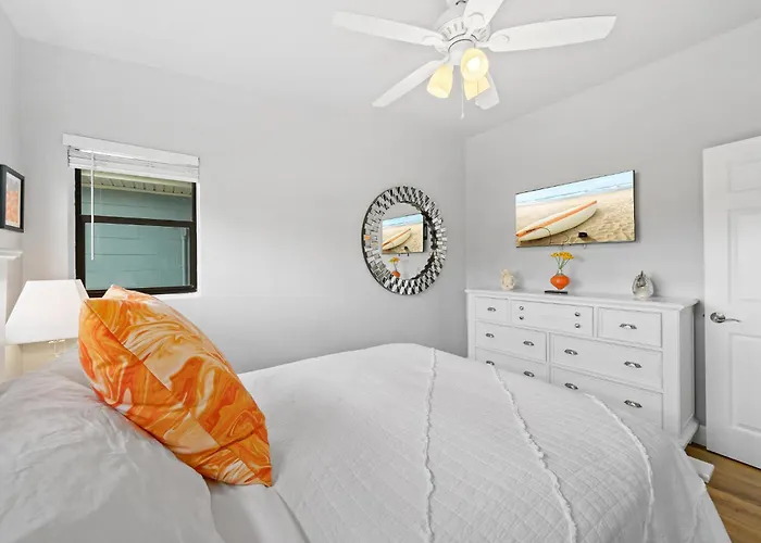 Midtown Cottage - In The Heart Of Cocoa Beach