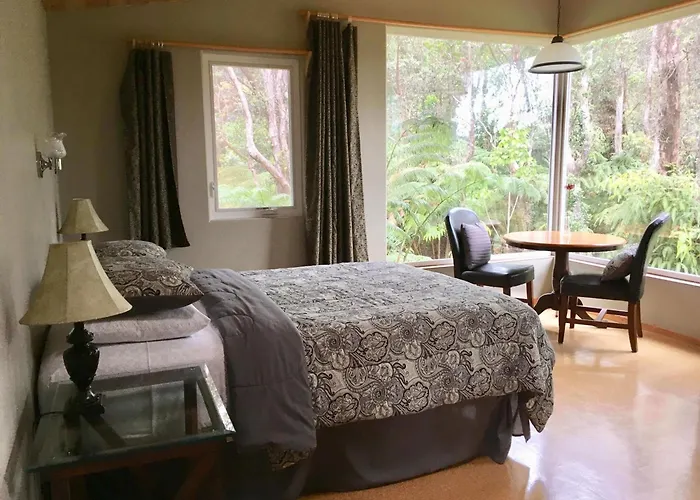 Volcano Inn Bed N Breakfast