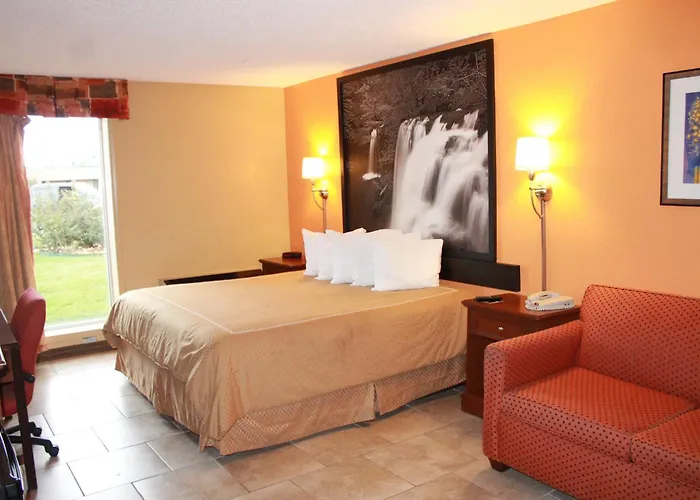 Fairview Inn & Suite