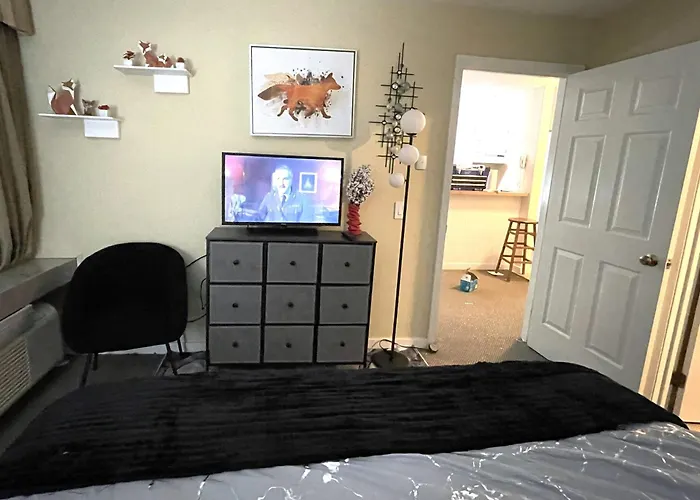 Deluxe Mountain Fox Suite Jiminy Peak - Ski On Off - Fully Redone Decor