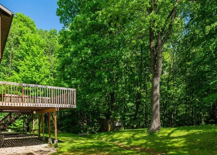 Green Bay Cozy Home, 3 Bed Rooms, 6 Beds, 2 Bath