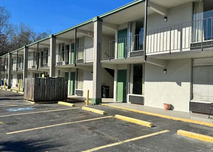 Heritage Inn