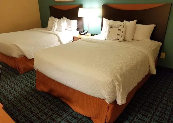 Fairfield Inn&Suites Lansing West