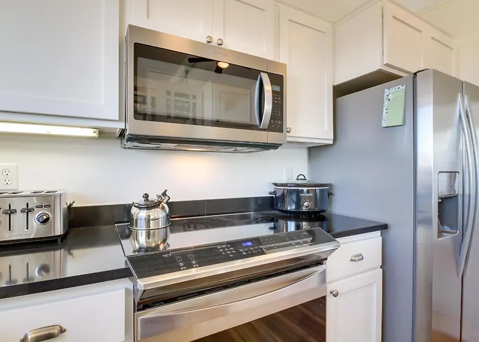 Scenic Bandon Vacation Rental W/ Beach Access!