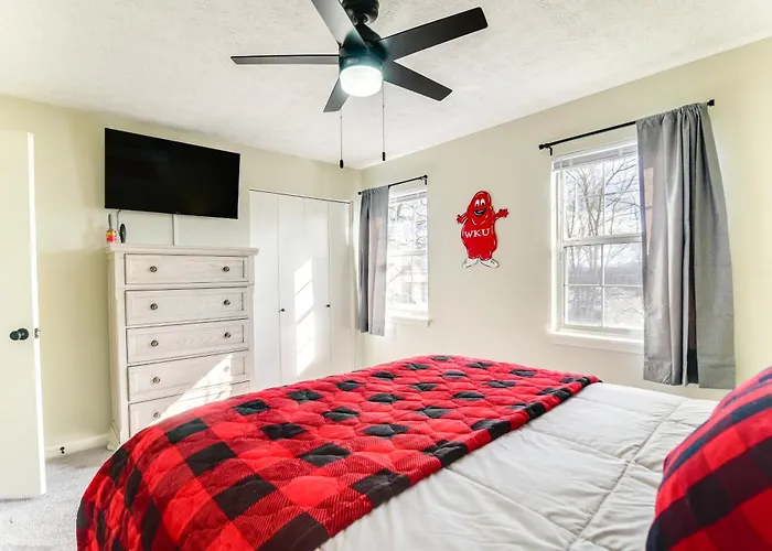 Bowling Green Townhome: 4 Mi To Lost River Cave!