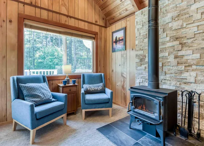 Play Chalet Mca 489 - Meredith Lodging
