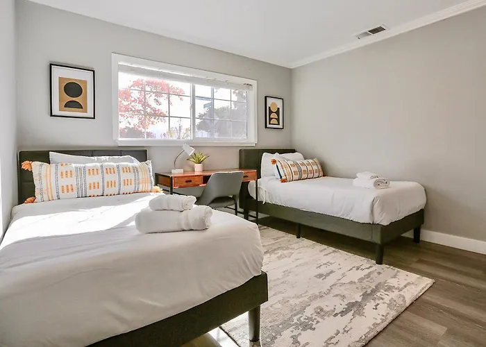San Jose 4Br Sweet Home Prime Location - 2 Master Br