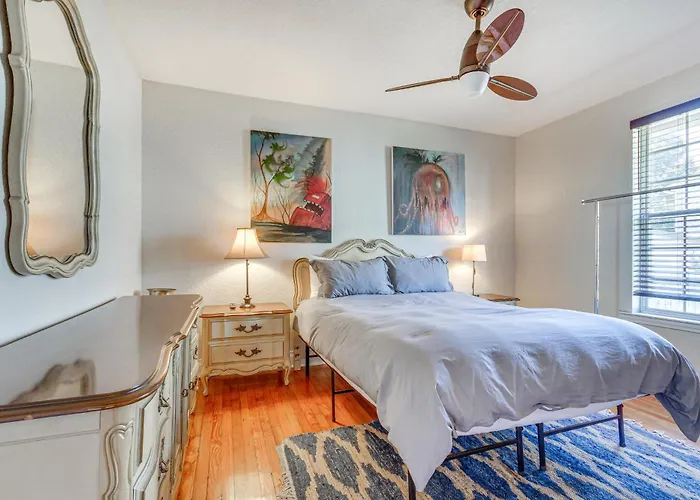 Pensacola Home In Historic East Hill Neighborhood