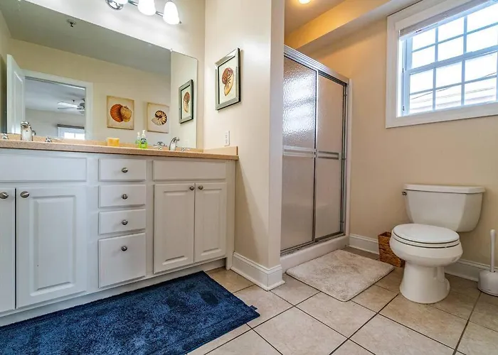 4-Bedroom Condo With Elevator And King Bed And Parking