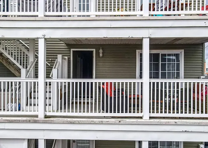 4-Bedroom Condo With Elevator And King Bed And Parking