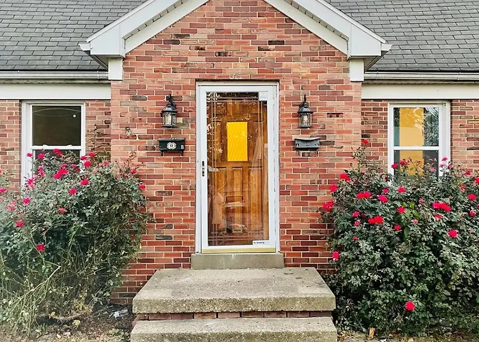 Centrally Located Evv Apartments