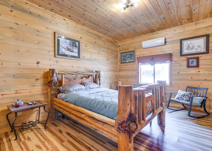 Salmon Vacation Rental W/ On-Site River Access!