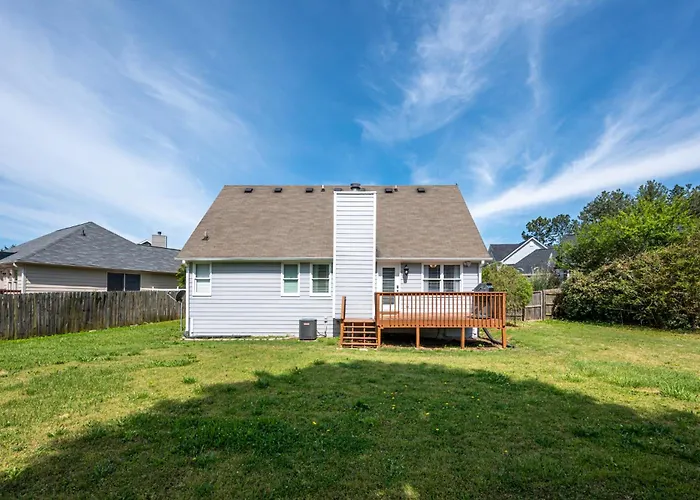 Animal Friendly 3Br Stylish Escape, Near Lakepoint