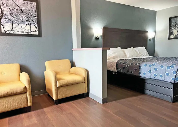Red Carpet Inn & Suites