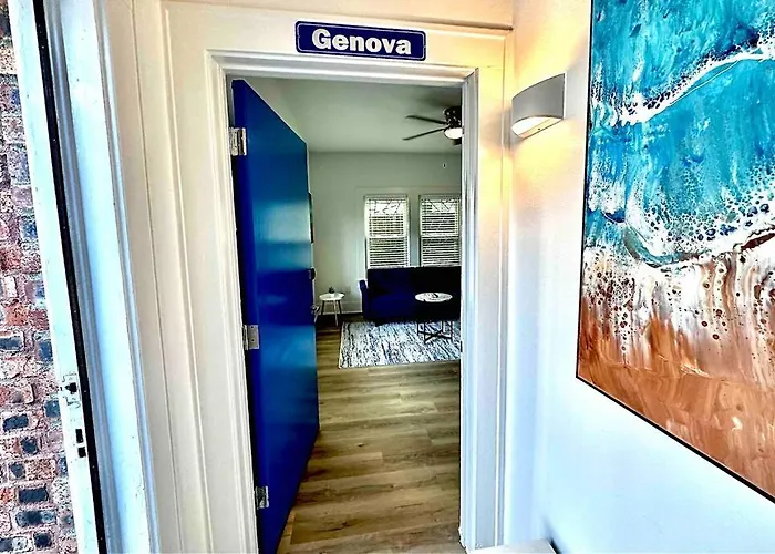 Luxury 1 Bd Montrose - Genova At The Italian Plaza