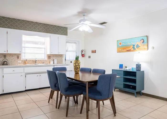 Bollinger Duplex, A